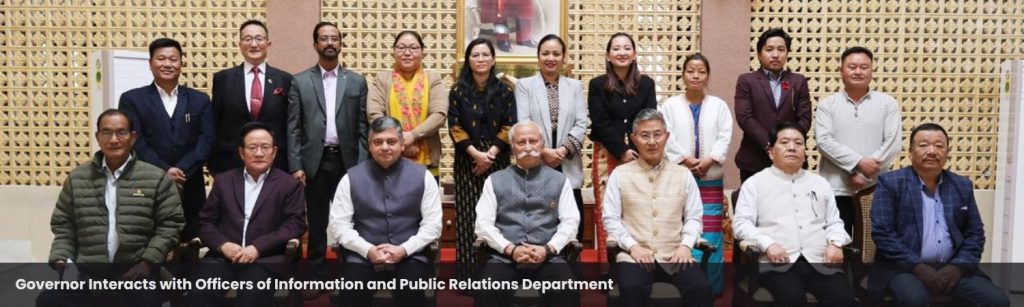 Governor Interacts with Officers of Information and Public Relations Department